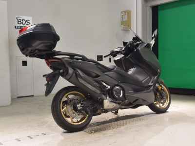 Yamaha TMAX 560 2021