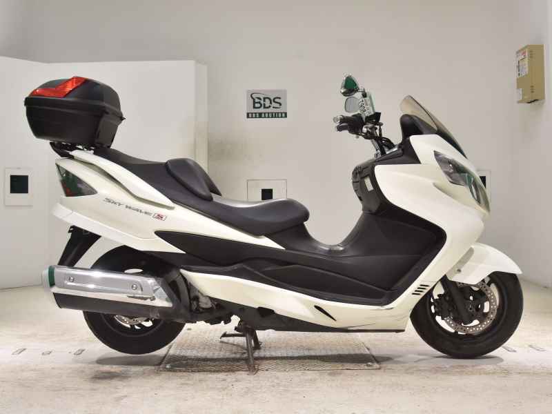 Suzuki Skywave 250S