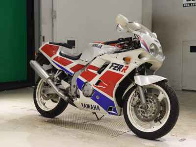 Yamaha FZR250