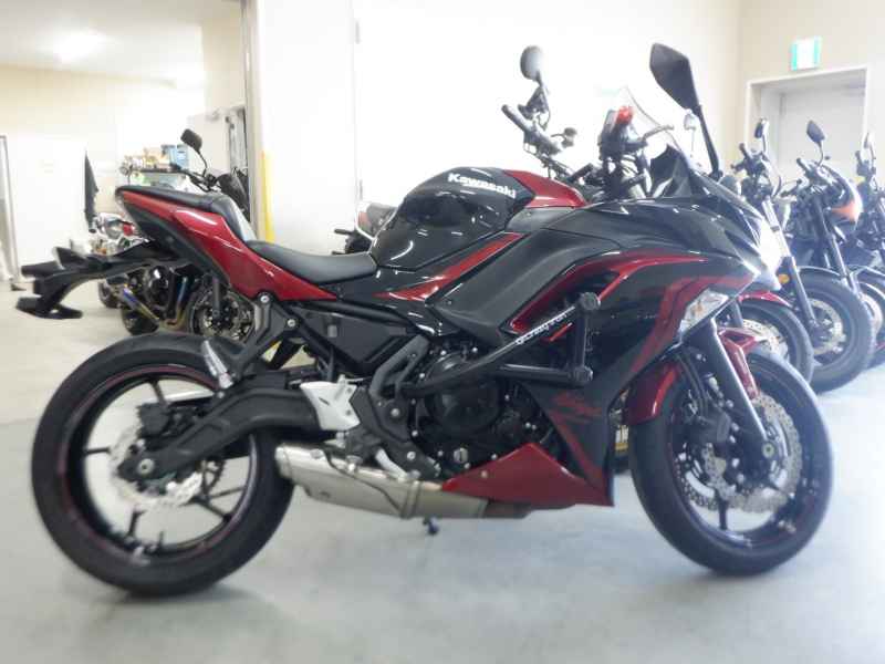 Kawasaki Ninja 650 2021