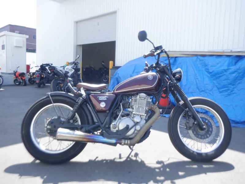 Yamaha SR400 2015