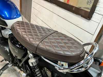 Triumph Bonneville T100 2021