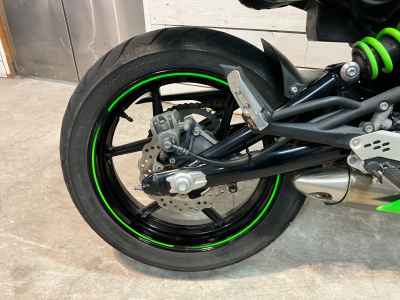 Kawasaki Ninja 400R 2011