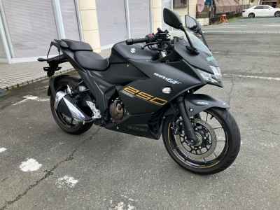 Suzuki Gixxer 250SF