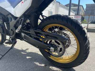 Honda CB400SFV Boldor 2024