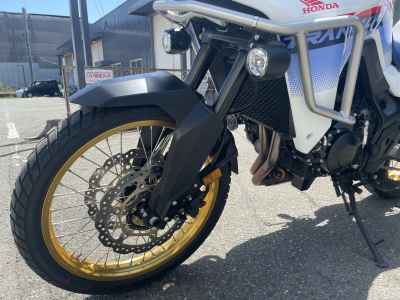 Honda CB400SFV Boldor 2024