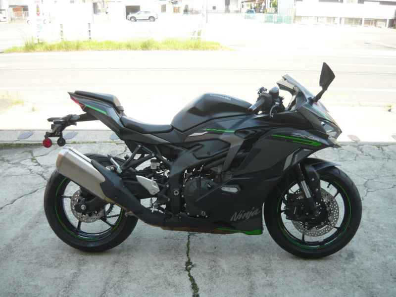 Kawasaki Ninja ZX-4R SE 2023