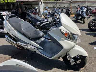 Suzuki Skywave 400