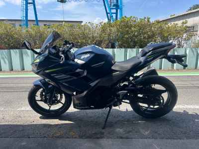 Kawasaki Ninja 400 2021