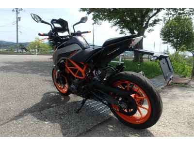 KTM 390 Duke 2021
