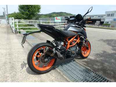 KTM 390 Duke 2021