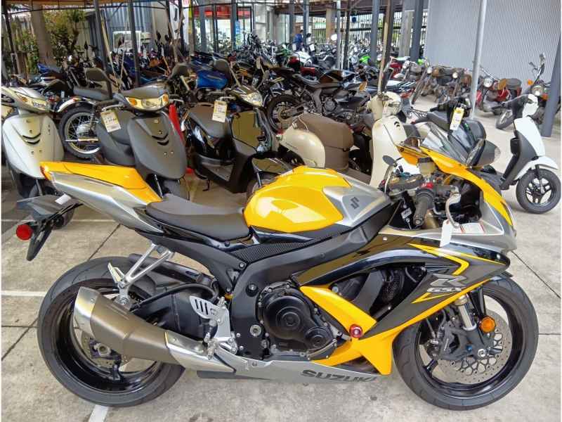 Suzuki GSX-R600 2010