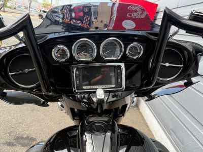 Harley-Davidson Electra Glide FLHTCU1690 2015