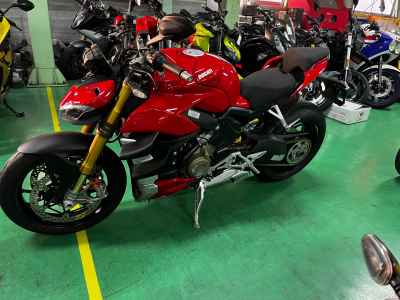 Ducati Streetfighter V4S 2021