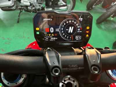 Ducati Streetfighter V4S 2021