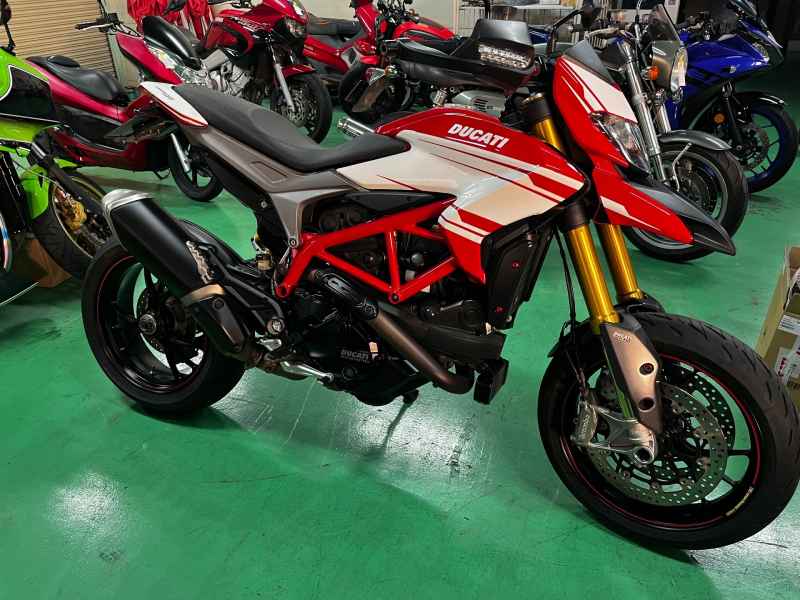Ducati Hyperstrada 821 2016