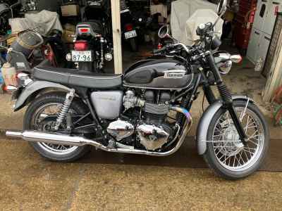 Triumph Bonneville T100 2013