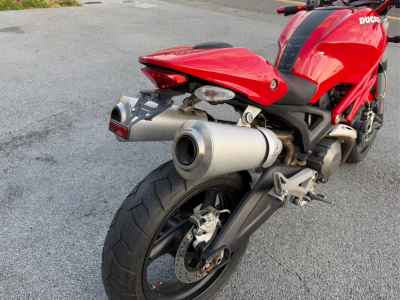 Ducati Monster 696 2009