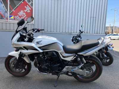 Honda CB400 Super Boldor 2010