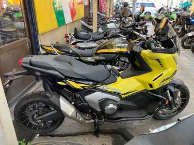 Honda X-Adv 750 2025