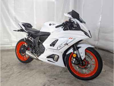 Yamaha YZF-R7 2023