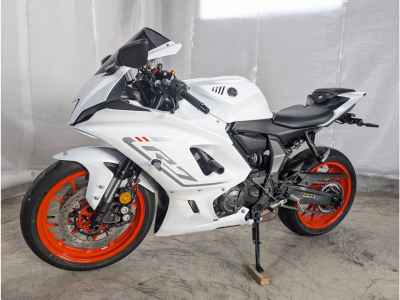 Yamaha YZF-R7 2023