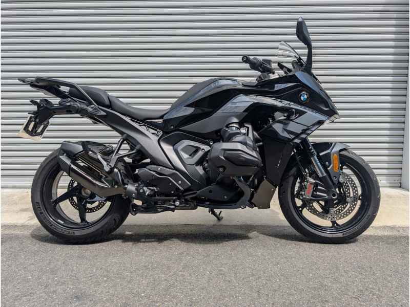 BMW R1300RS 2025