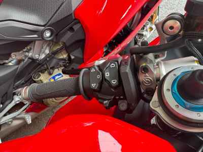 Ducati Panigale V4S 2025