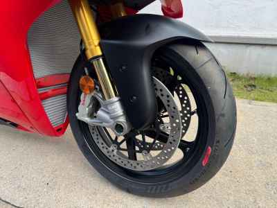 Ducati Panigale V4S 2025