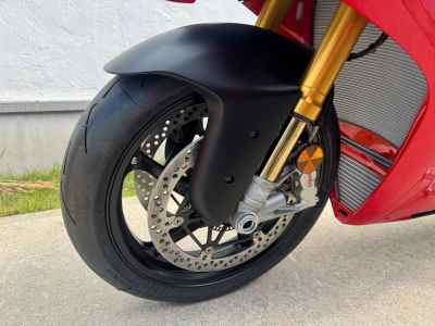 Ducati Panigale V4S 2025