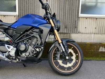 Honda CB250R 2019