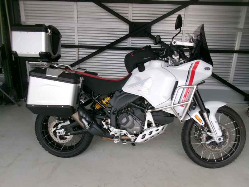 Ducati DesertX 2023