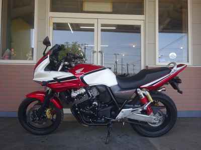 Honda CB400 Super Boldor 2005