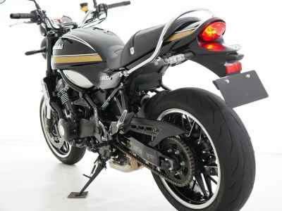 Kawasaki Z900RS 2021