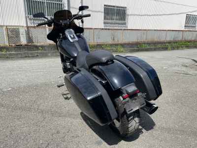 Harley-Davidson Sport Glide FLSB1750