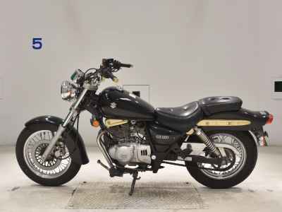 Suzuki GZ250