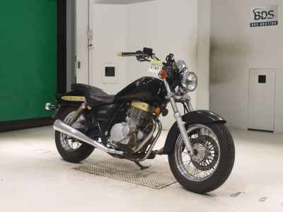 Suzuki GZ250