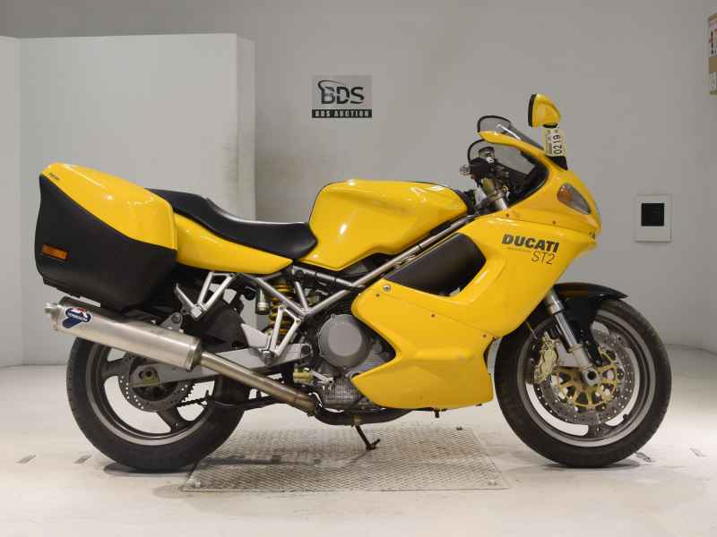 Ducati ST2 2005