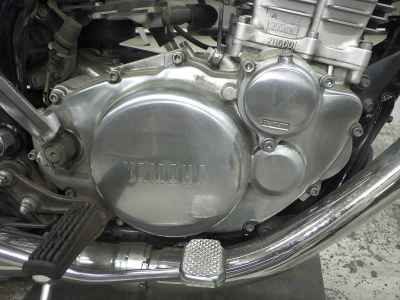 Yamaha SR400 2021