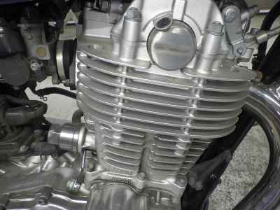 Yamaha SR400 2021