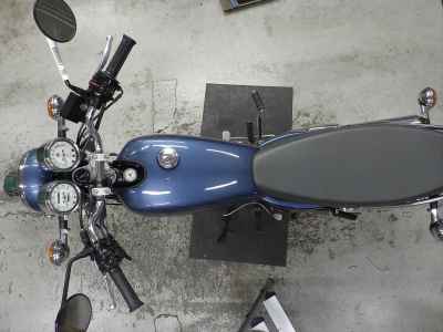 Yamaha SR400 2021