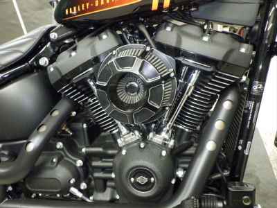 Harley-Davidson Street Bob FXBBS1870 2022