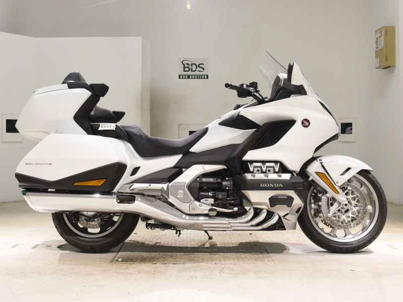 Honda GL1800 Gold Wing DCT 2026
