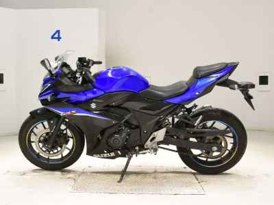 Suzuki GSX250R