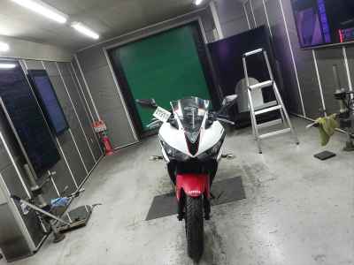 Yamaha YZF-R25