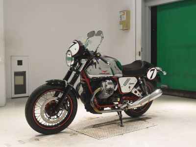Moto Guzzi V7 Racer 2015