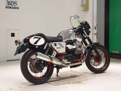 Moto Guzzi V7 Racer 2015