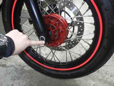 Moto Guzzi V7 Racer 2015