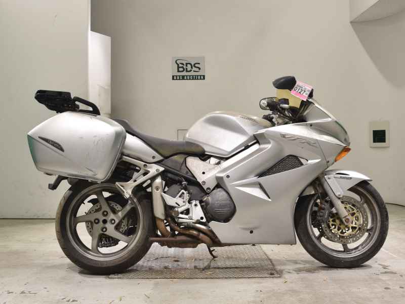 Honda VFR800F 2005