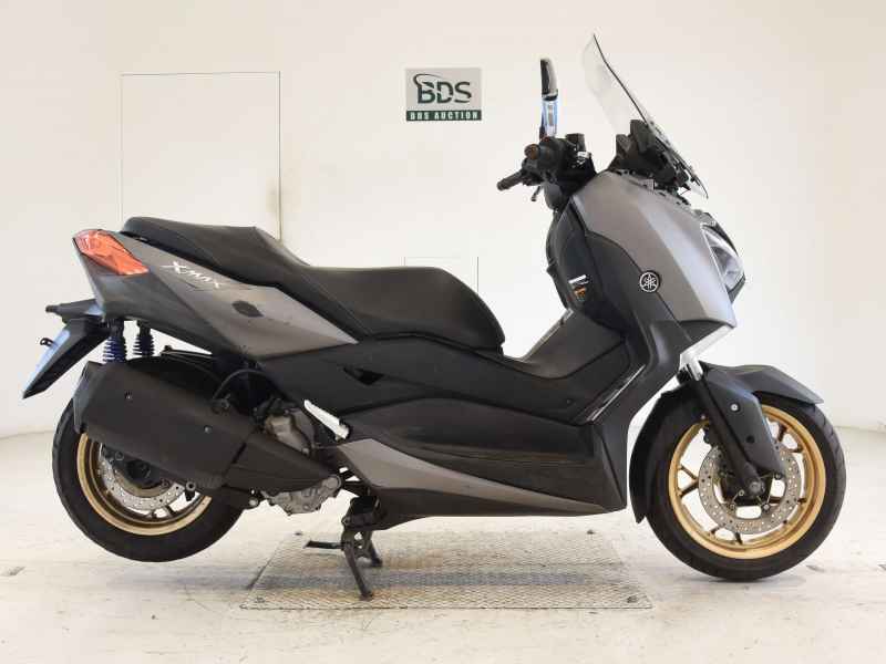 Yamaha XMAX 250